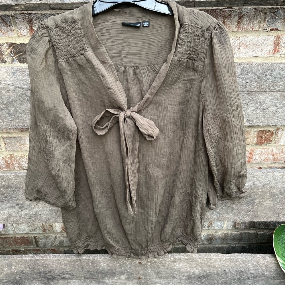 Size xL brown blouse with necktie 3/4 sleeve career